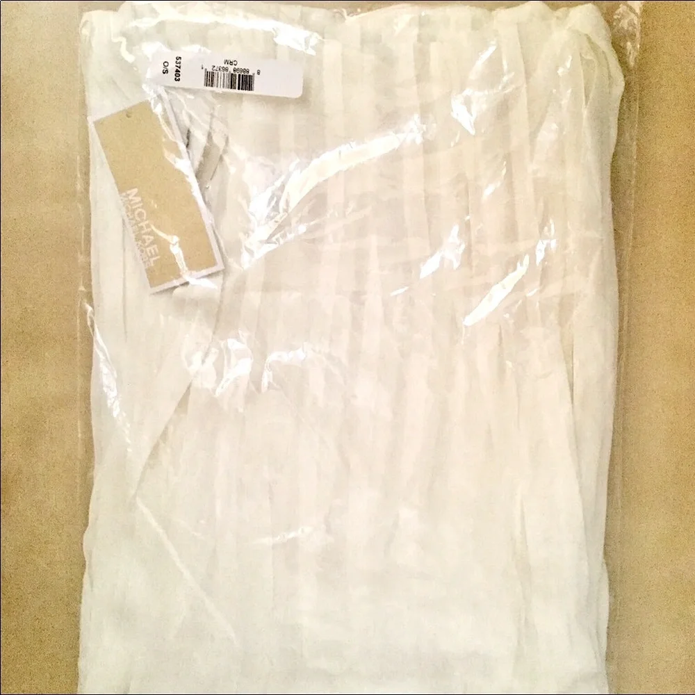 Michael Kors Wrap/Scarf